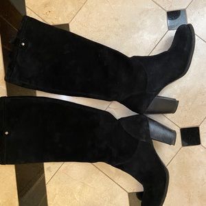 Ugg black suede size8